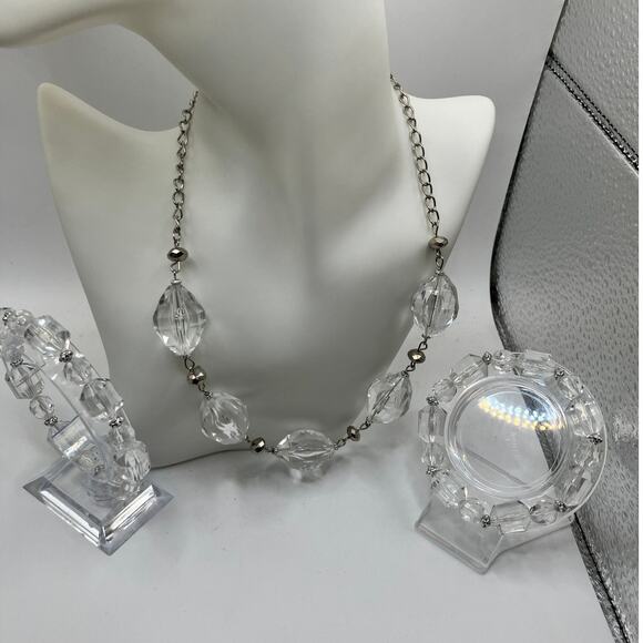 Clear Beaded Crystal Silver-Tone Spacers Necklace & 2 Bracelets Set! - Picture 3 of 13